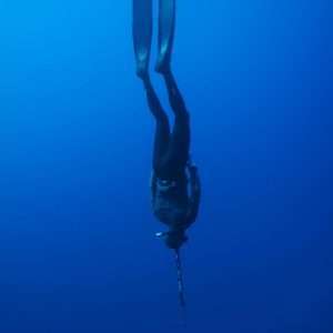 Series 1 Ski Case – Protective Travel Case for One Pair of Alpine Skis and Gear or Two Pairs of Nordic Skis and Gear - 4